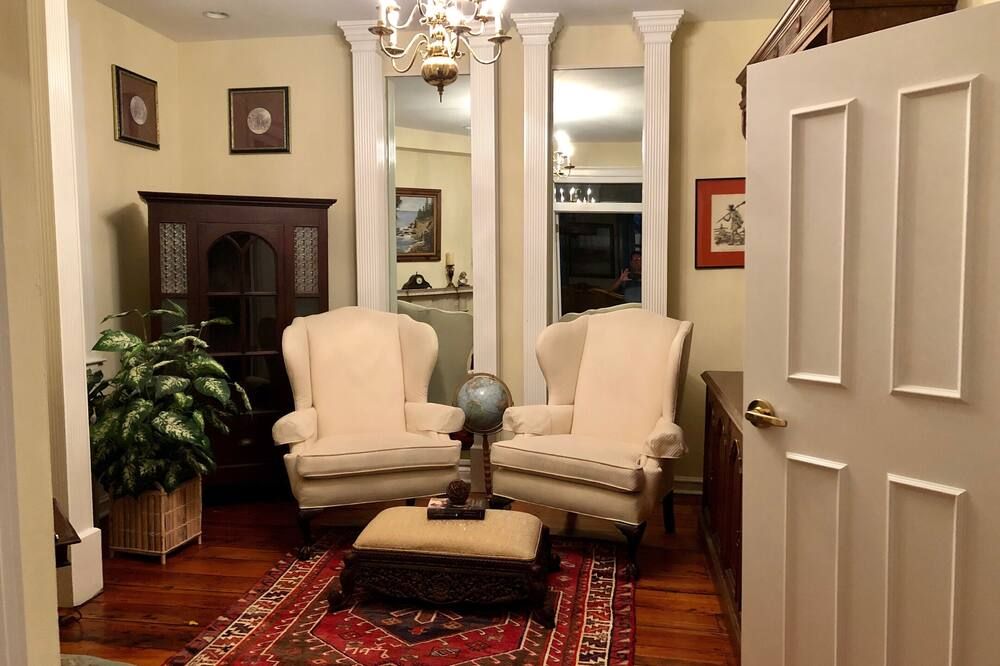 Duvall House - George Washington ate here! In the heart of Old Town Alexandria. - אלכסנדריה - סלון