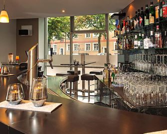 Victor's Residenz-Hotel Berlin Tegel - Berlín - Bar