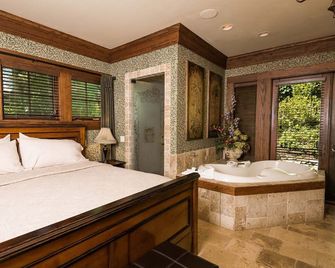 1900 Inn on Montford - Asheville - Bathroom