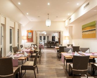 Hotel Princess Self Check-In - Plochingen - Restaurante