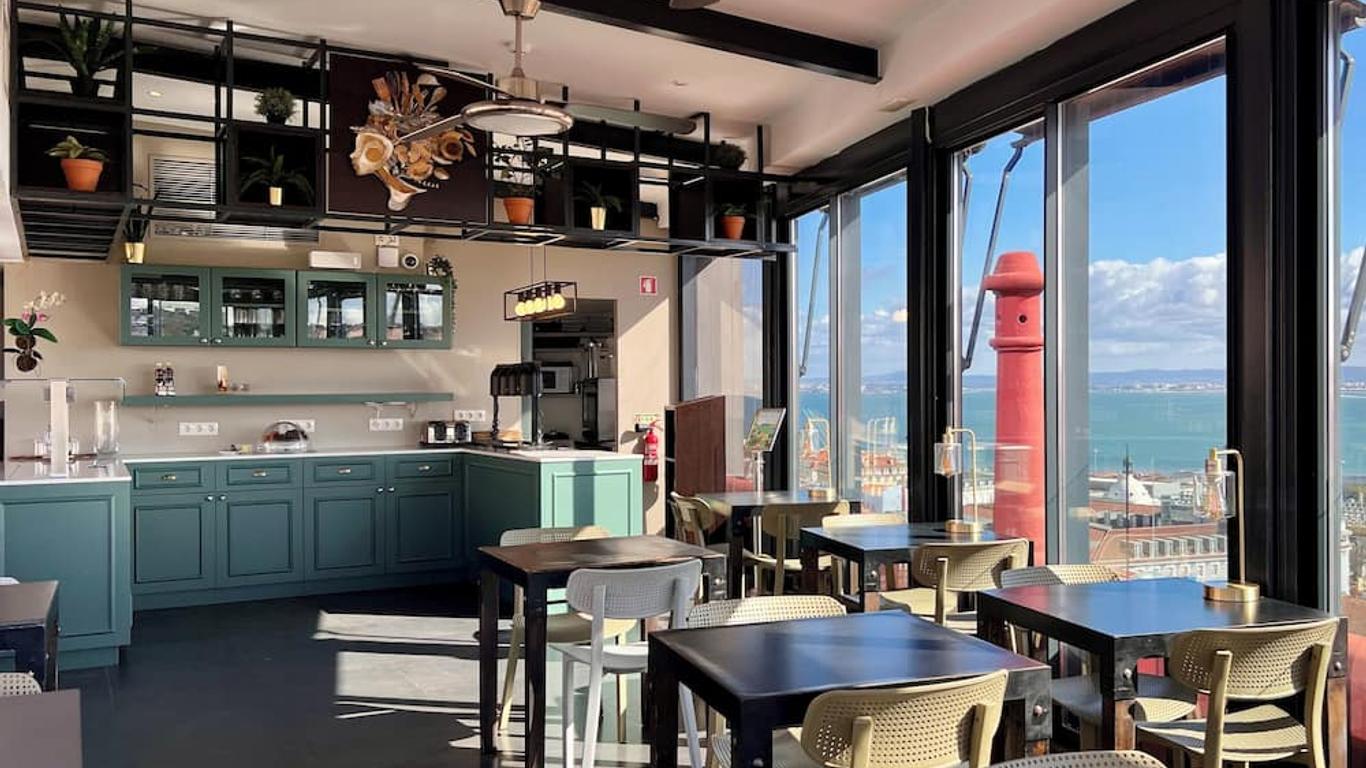 Monte Belvedere Hotel by Shiadu