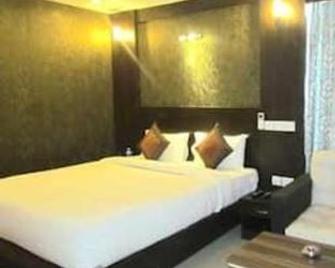 Hotel Ashoka International - Girīdīh - Bedroom