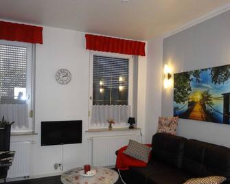 Ferienwohnungen Haus Leonore - Stendal - Wohnzimmer