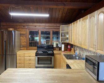 Lakefront Cabin Inside Olympic National Park - Amanda Park - Cuisine