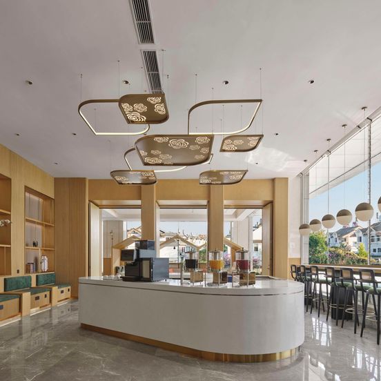Hilton Garden Inn Kunming Dianchi image 1