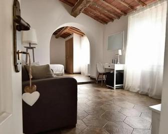Relais Il Furioso - Monte Castello di Vibio - Wohnzimmer