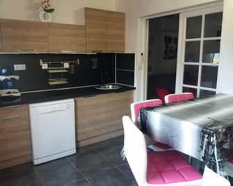 Cavaliere Studio 2 Pers Terrasse - Le Lavandou - Cuisine