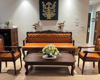 Kokhaburi Hotel - Lampang - Lounge