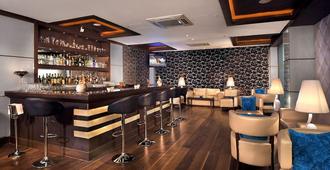 Country Inn & Suites By Radisson Gurgaon Sector 12 - Gurugram - Bar