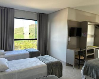 Escarpas resort - Capitólio