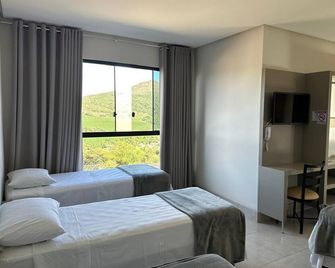 Escarpas resort - Capitólio