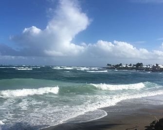 Casa Del Sol Tobago - Bon Accord Village - Beach