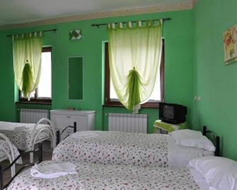 Country House Al Faraone - Poggio Picenze - Bedroom