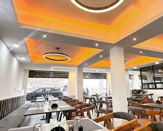 K7 Hotel & Restaurant - Ranchi - Restaurant