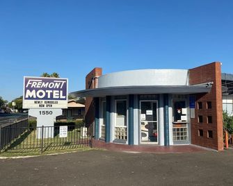 Fremont Motel - West Sacramento - Building