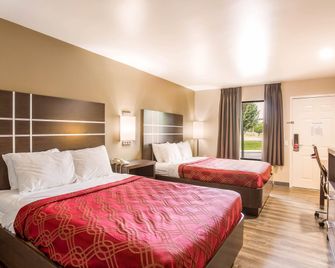 Econo Lodge Inn & Suites Murfreesboro Shopping District - Murfreesboro - Bedroom