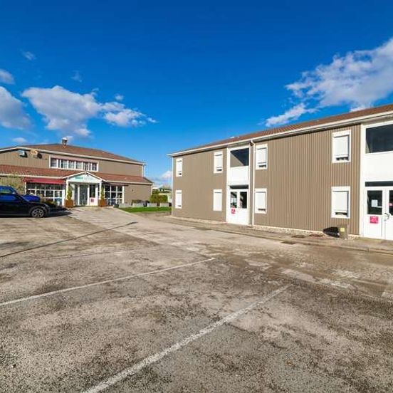 Brit Hotel Macon Nord image 1