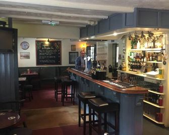 The Winchfield Inn - הוק - בר