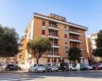 Casa Vacanze La Casetta - Lido di Ostia - Gebäude