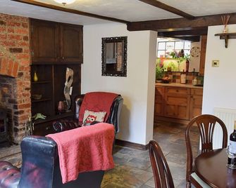 3 bedroom accommodation in Whitby - Whitby - Living room