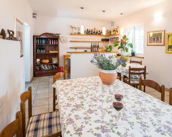 Pansion Marjan - Zavala - Dining room