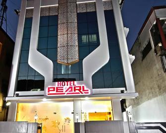 Hotel Pearl - Navi Mumbai - Gebäude