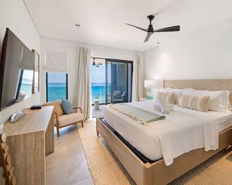 Luxury Beachfront Condo - Allure 501 - Bridgetown - Sovrum