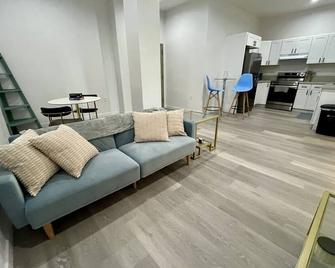 Downtown Commons Luxury Loft - Sacramento - Salon