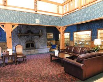 The Summit Inn - Snoqualmie Pass - Sala de estar