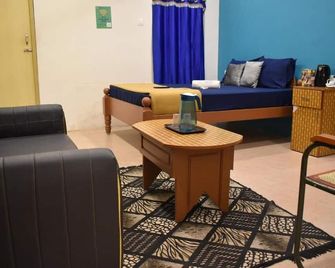 Aishwaryam home stay - Madurai - Sala de estar