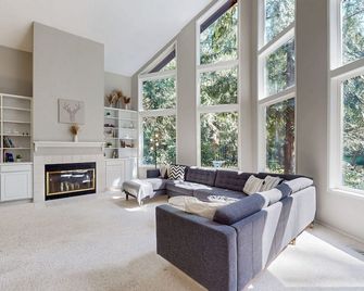 Deer Harbor - Belfair - Sala de estar