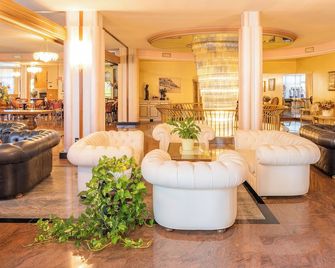 Park Hotel Oasi - Garda