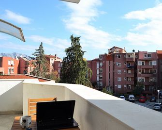 Yeshill Apart & Studio - Budva - Balkon