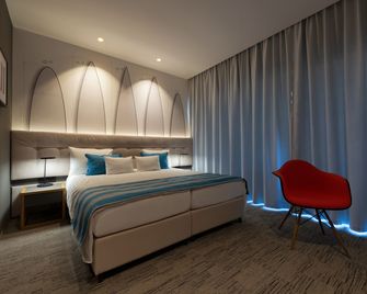 Donautica Hotel & Restaurant - Szekszard - Habitación