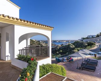 Calallonga Hotel Menorca - Mahón - Balcony