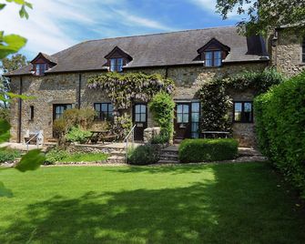 Rose Cottage - Axminster - Building