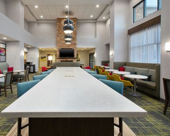 Hampton Inn & Suites St. Cloud - St. Cloud - Aula