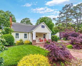 Outdoor Oasis in Popular Plaza Midwood - Charlotte