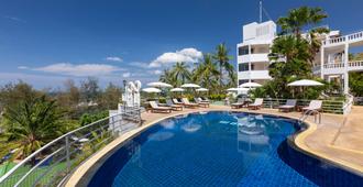 Best Western Phuket Ocean Resort (SHA Plus+) - קארון - בריכה