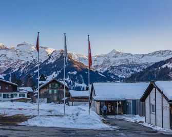 Mountain Lodge Backpackercamp - Lenk