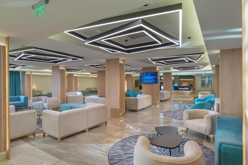 هوتل بوروموي صن