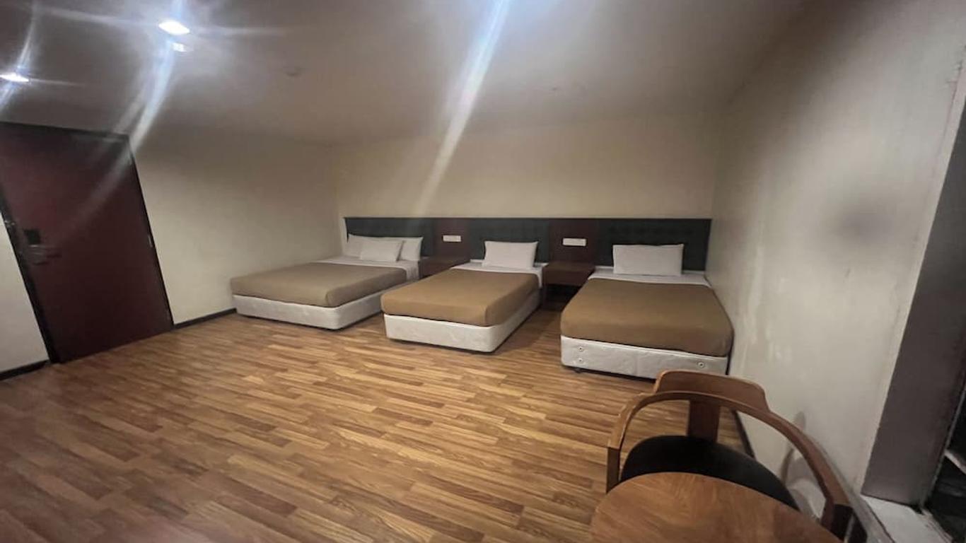 Iris House Hotel