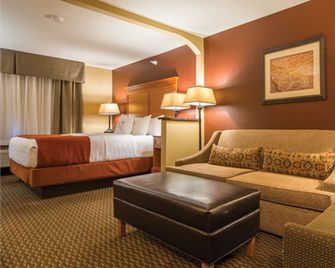 Best Western Plus Deer Park Hotel and Suites - Craig - Schlafzimmer