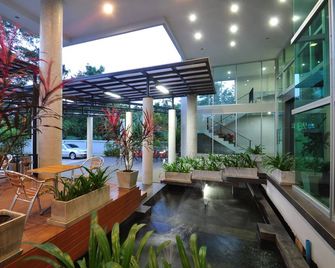 Eco Inn Prime Trang - Trang - Resepsjon