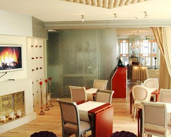 ماما بوتيك هوتل آند رسترونت - جورمالا - ردهة