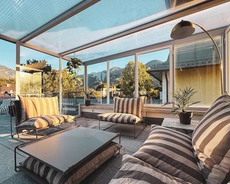 Villa Dora Petit Hôtel - באד רייכנהל - מרפסת