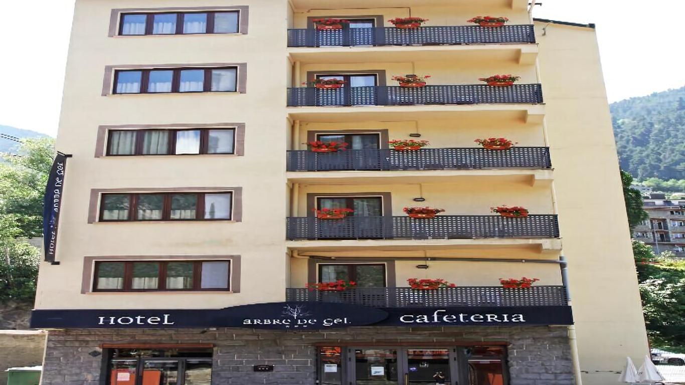 Hotel Arbre de Neu