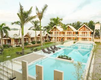Caza Guesthouse Iyang - Concepcion - Piscina