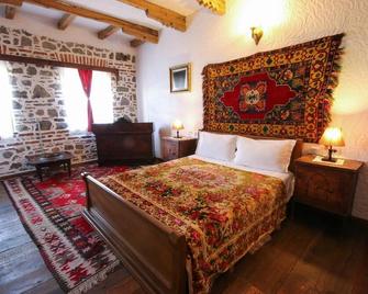 Hotel Tradita Geg & Tosk - Shkodër - Bedroom