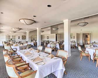 Patio, Grill And Resort Perks Palm Deser - Palm Desert - Restaurant